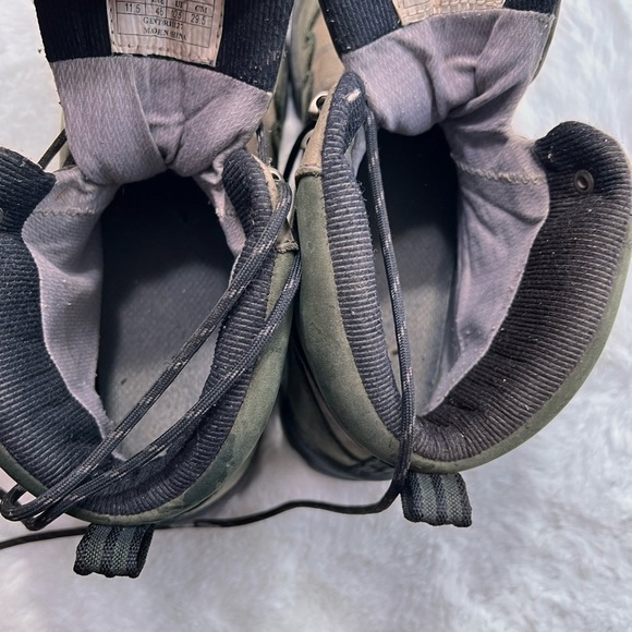 Montrail vibram gore-Tex mens boot size 11.5 - Picture 5 of 10